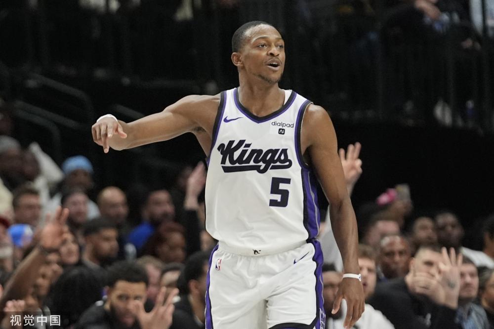 在这场复杂 在这场复杂